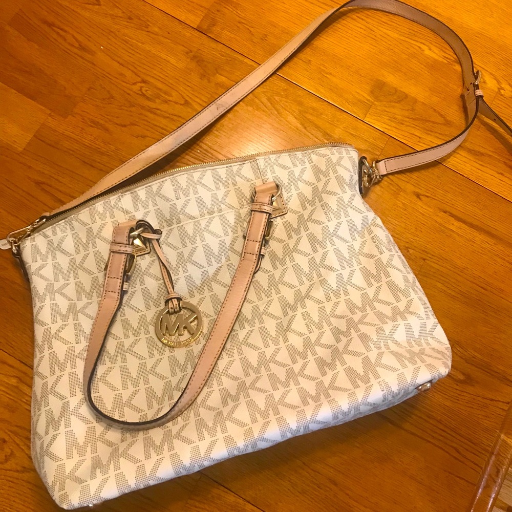 Michael Kors Cross Body Purse